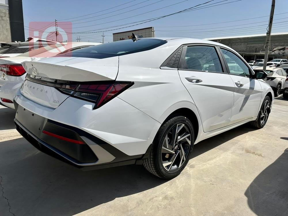 هیوندای ئەلەنترا